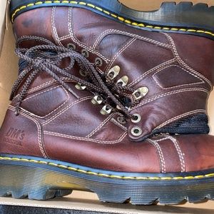 Dr. Martens Men's Ironbridge Steel-toed boots